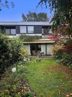 Blick aus dem Garten 1