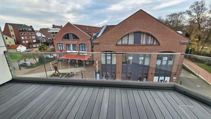 9,7 m² große Süd-Loggia