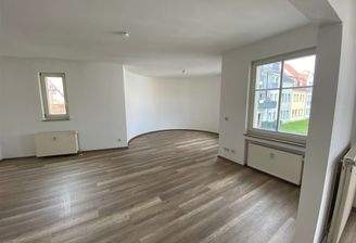 ekrtavanganter Schnitt vom Wohnzimmer