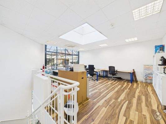 CAM05560G0-PR0015-STILL010