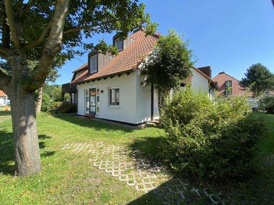 seitliche Hausansicht