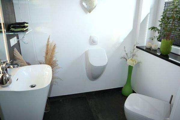 Tageslicht-Gästetoilette