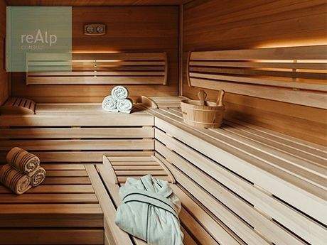 Sauna im Anschluss an das Masterbad