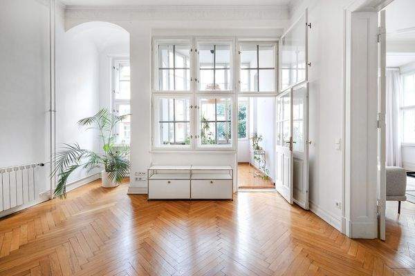 Zimmer 2 mit Blick zum Wintergarten