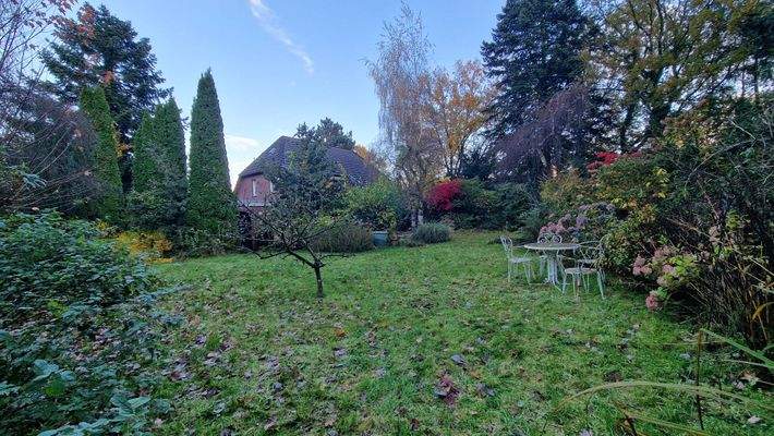 Das parkähnliche Grundstück