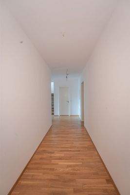 Flur unten