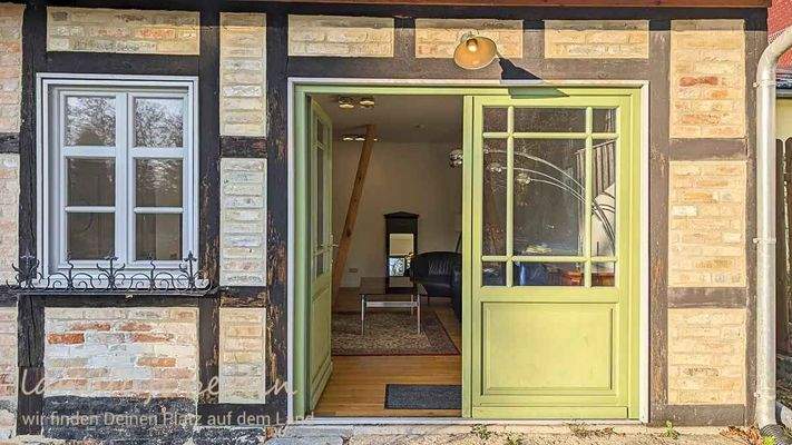 Gartenhaus mit  'Garagenzimmer'.jpg