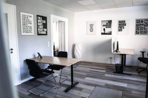 Eigener Schreibtischplatz 24/7