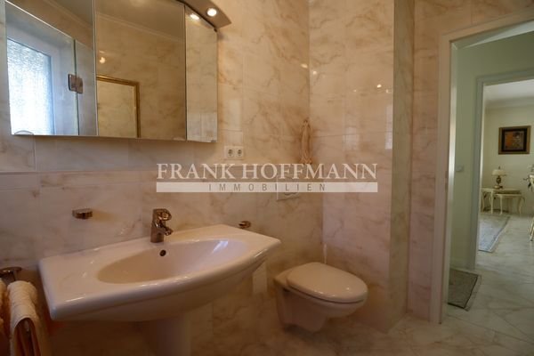 Badezimmer EG 