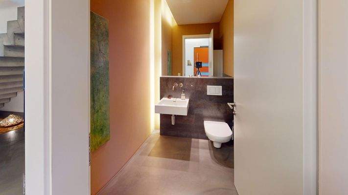 Gäste-WC bei Eingang EG