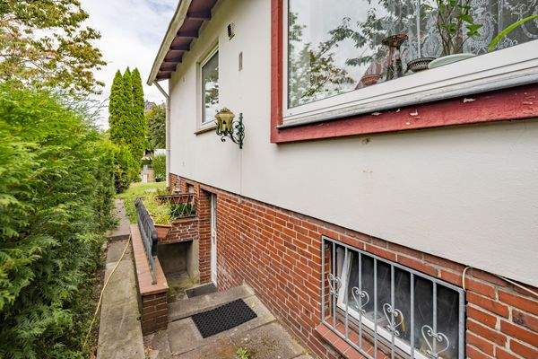 13 Keller Treppe.jpg