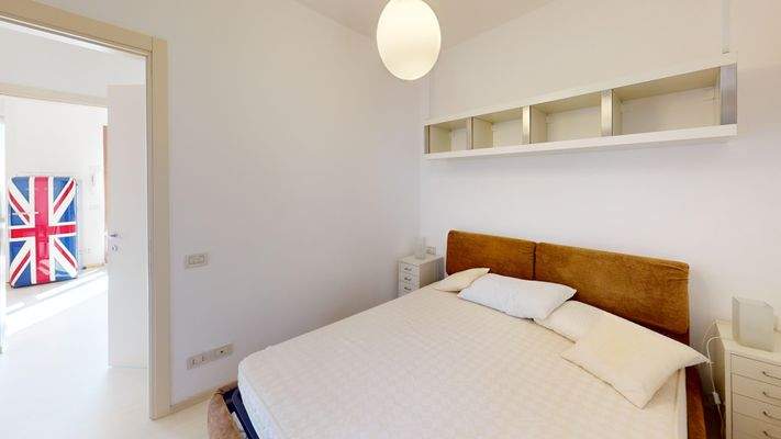 PR-024-90-Trilocale-a-Soiano-del-Lago-Bedroom 3.jp