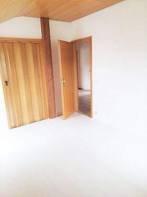 Schlafzimmer (mit begeh.Kleid)