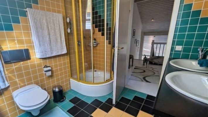 Badezimmer DG