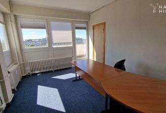 Zimmer 900 € all. inkl. warm