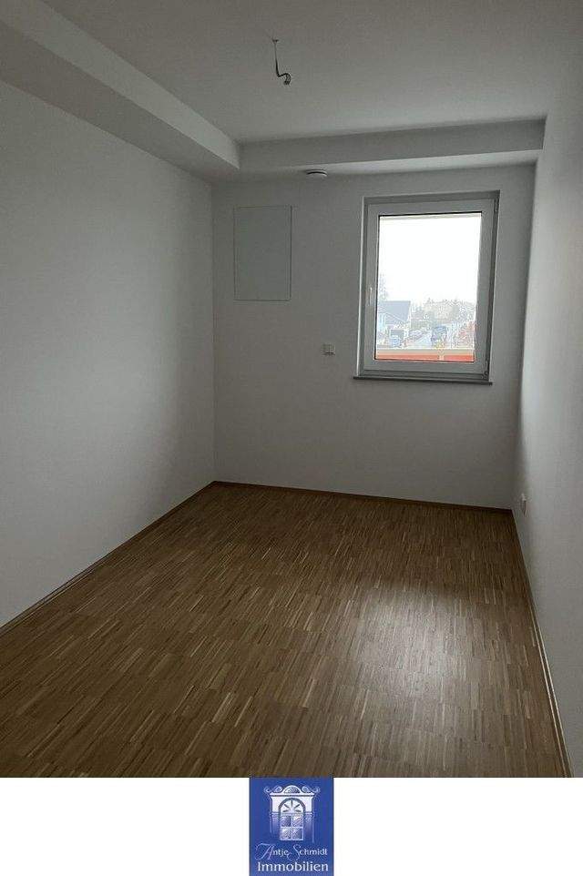 ERSTBEZUG! Moderne Neubauwohnung mit Balkon, EBK und Fußbodenheizung! Lift! - Photo 2