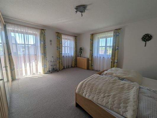 Eltern Schlafzimmer OG