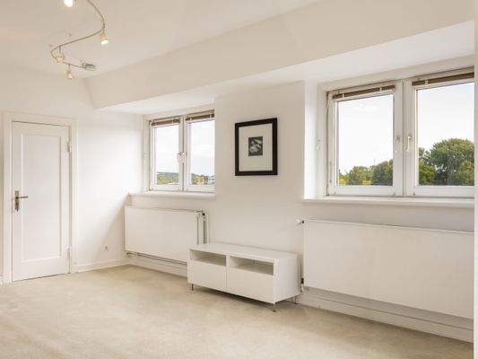 Schlafzimmer I im DG