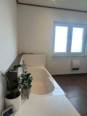 Modernes Badezimmer
