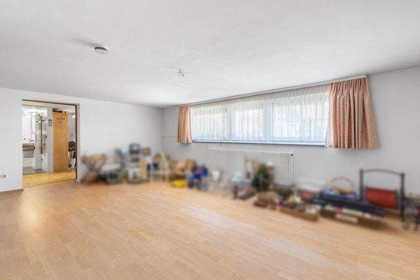 Untergeschoss Zimmer