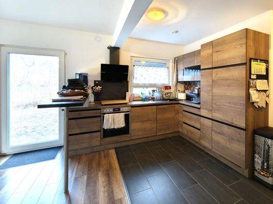 Einbauküche - Haus rechts