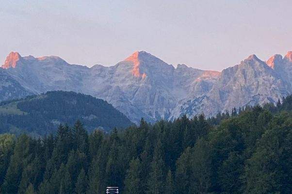 60f922df-c5a4-473c-9f9d-52a838fec822