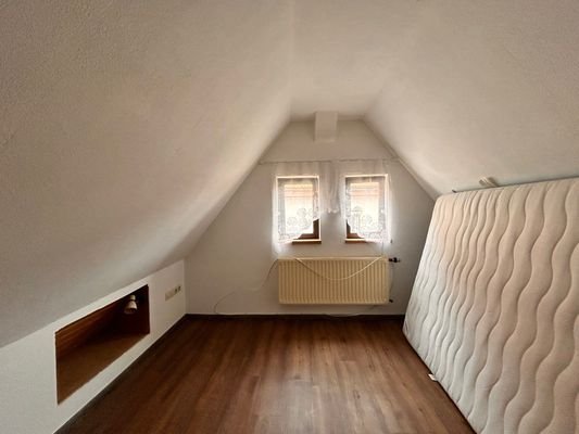 Schlafzimmer DG