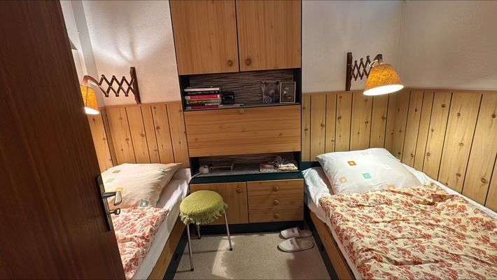 Schlafzimmer 3.jpg