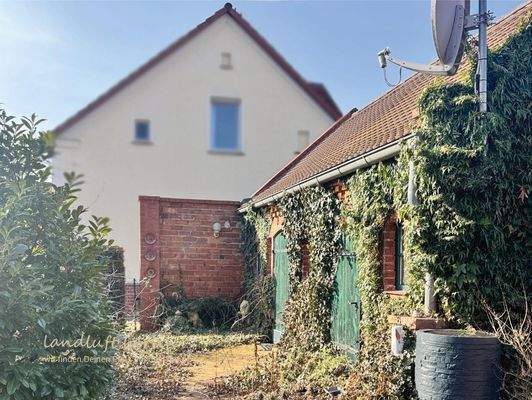 Ausgebautes Stallgebäude an der südwestlichen Gr