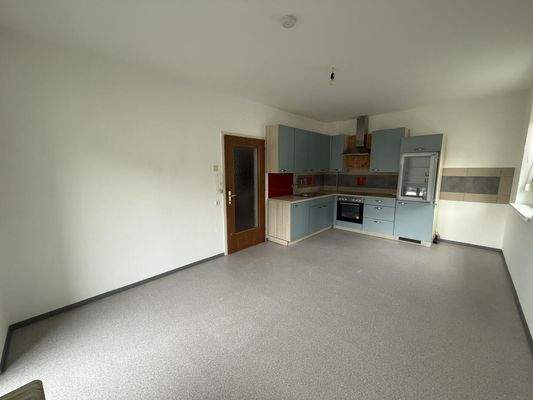 20250912_083355123_iOS