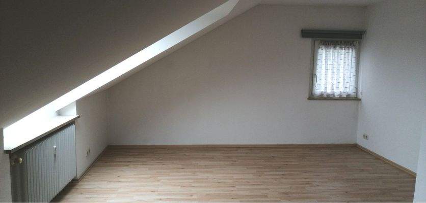 DG - Wohnung 3 - Impression Schlafzimmer - zum Zeitpunkt vor Vermietung