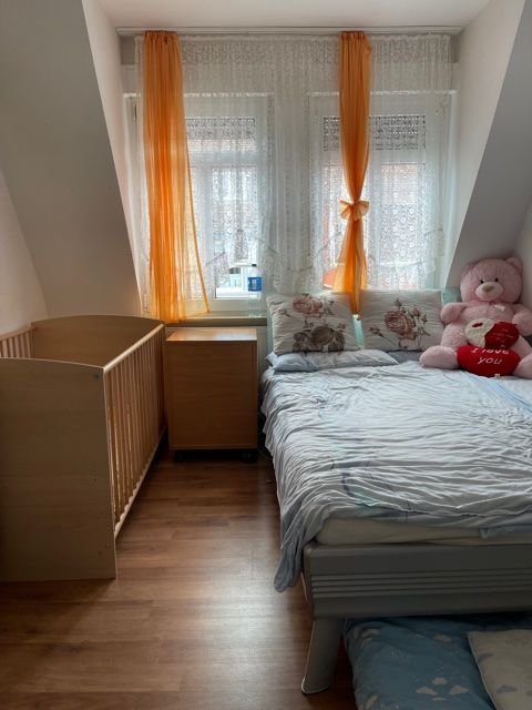 Schöne helle 2,5 Zimmer Maisonettewohnung