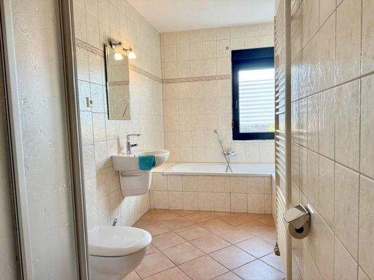 Dusch- und Wannenbad