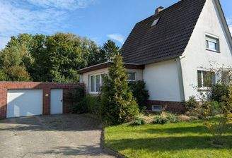 seitl. Ansicht mit Garage