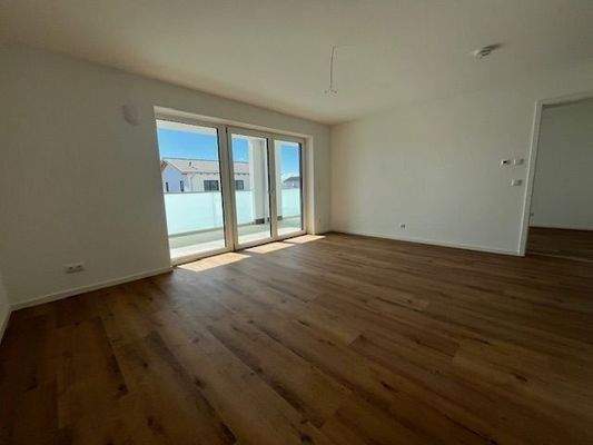 Whg 6, Wohn-, Ess-, Kochbereich (3).jpg