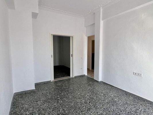 Kreta, Kritsa: Renovierte Wohnung mit Balkon zu verkaufen