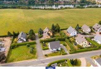 Haus mit Blick zum See