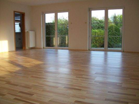 Wohnzimmer mit Terrasse