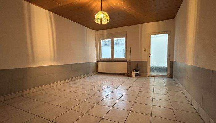 10 - Vorraum Pension