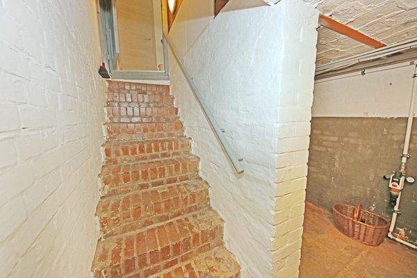 Treppe in den Keller