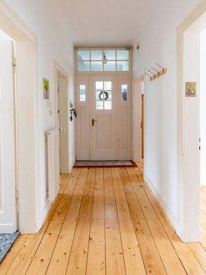 Erdgeschoss - Einladender Flur