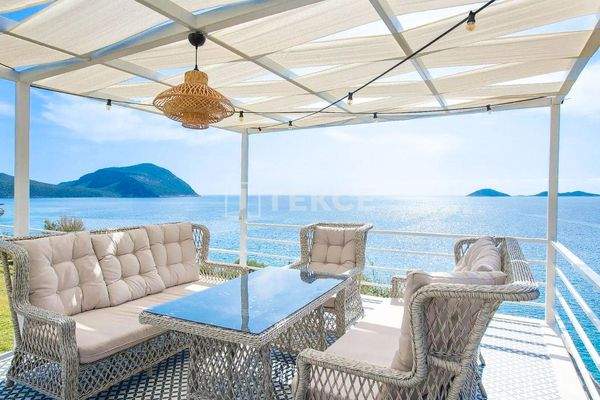 Luxury Seafront Villa with Private Pier in Kaş Kalkan