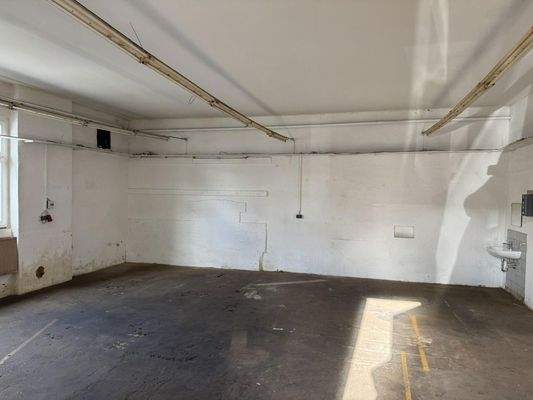 Lager mit Wasseranschlus