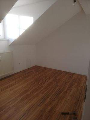 Schlafzimmer 1.jpg