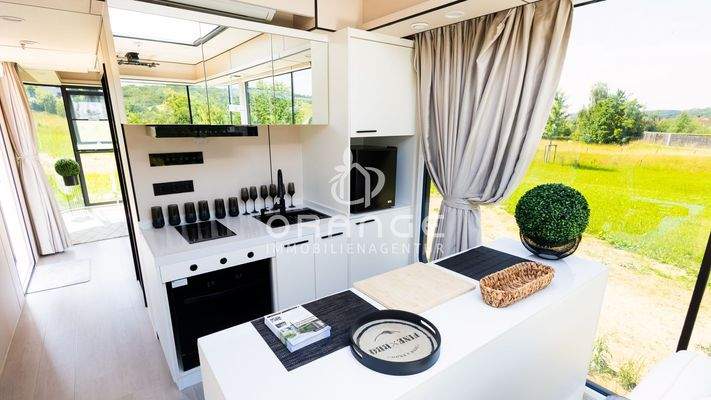 T9 - voll ausgestattete Küche und Wohnbereich