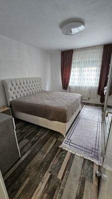 Vorderhaus_OG Schlafzimmer _01.jpg