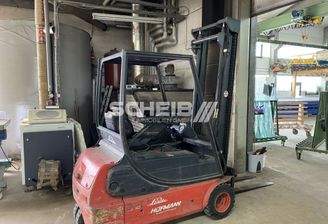 mit Gabelstapler befahrbare Hallen