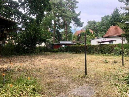 Grundstücksfläche hinten 