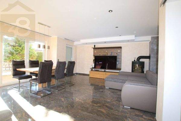 Wohnzimmer - Essbereich 2