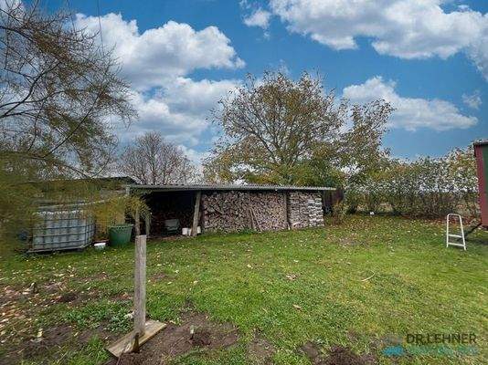 Grundstück mit Hozlager